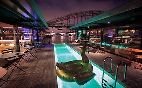 Hotel Off Paris Seine